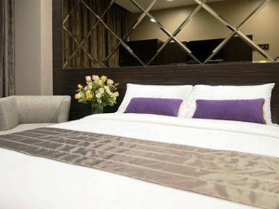 V Lavender Khách sạn 4*